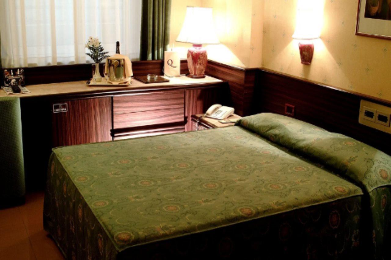 Hotel Leonardo Da Vinci Sassari Esterno foto