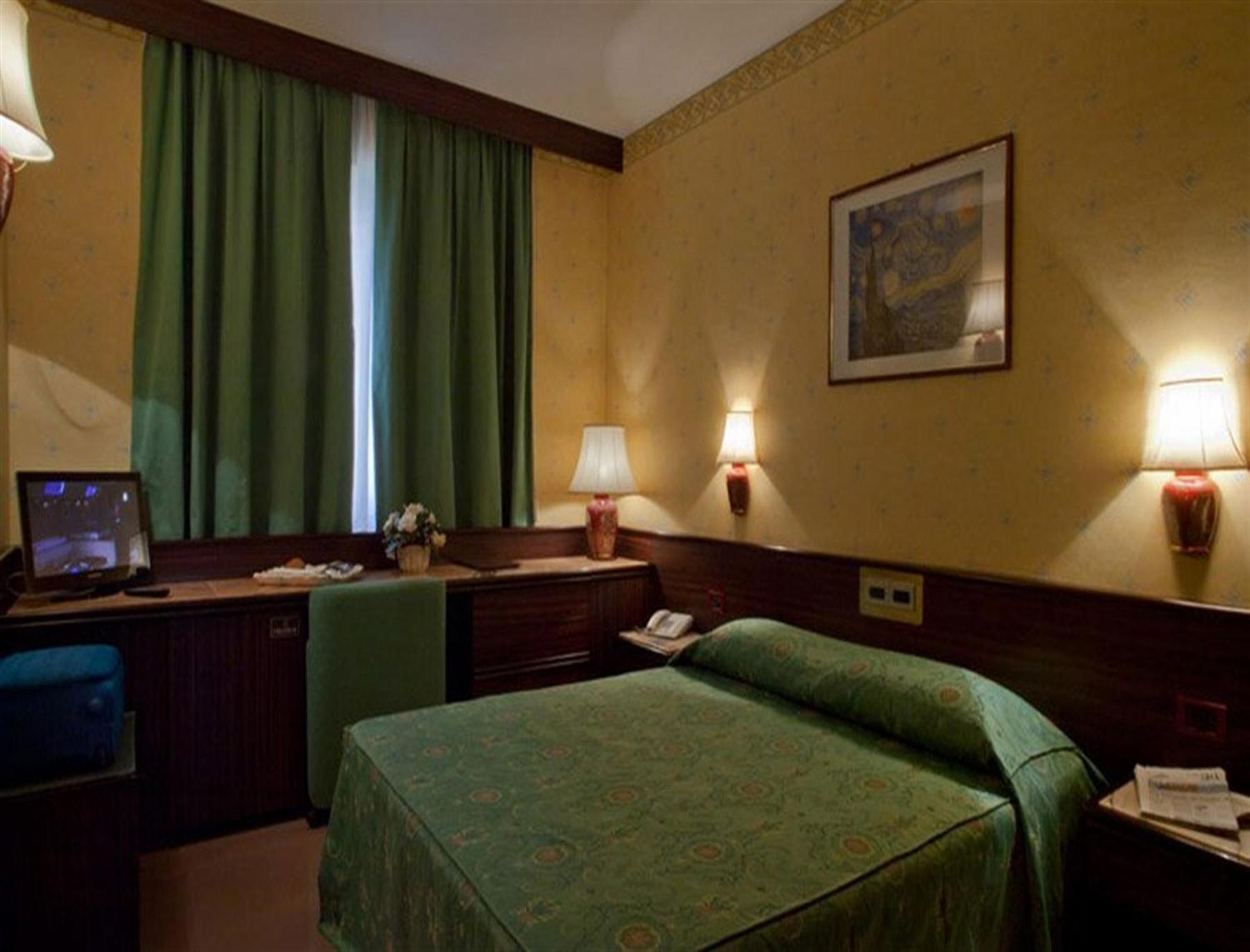 Hotel Leonardo Da Vinci Sassari Esterno foto