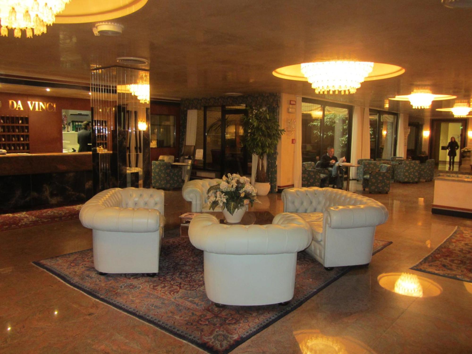 Hotel Leonardo Da Vinci Sassari Esterno foto