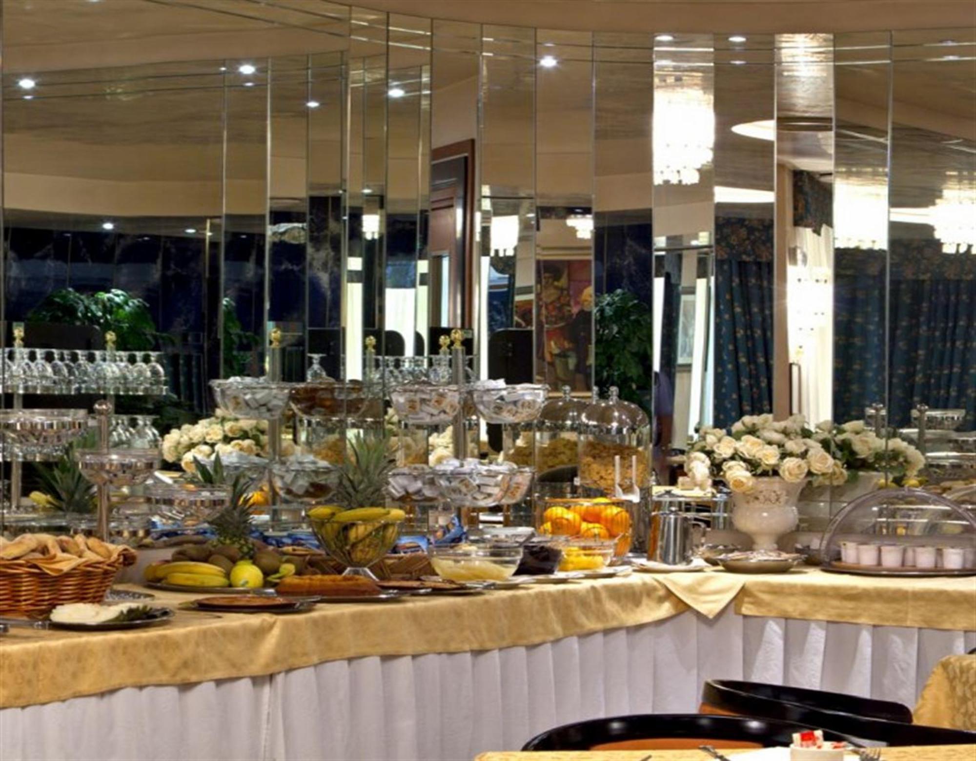 Hotel Leonardo Da Vinci Sassari Esterno foto