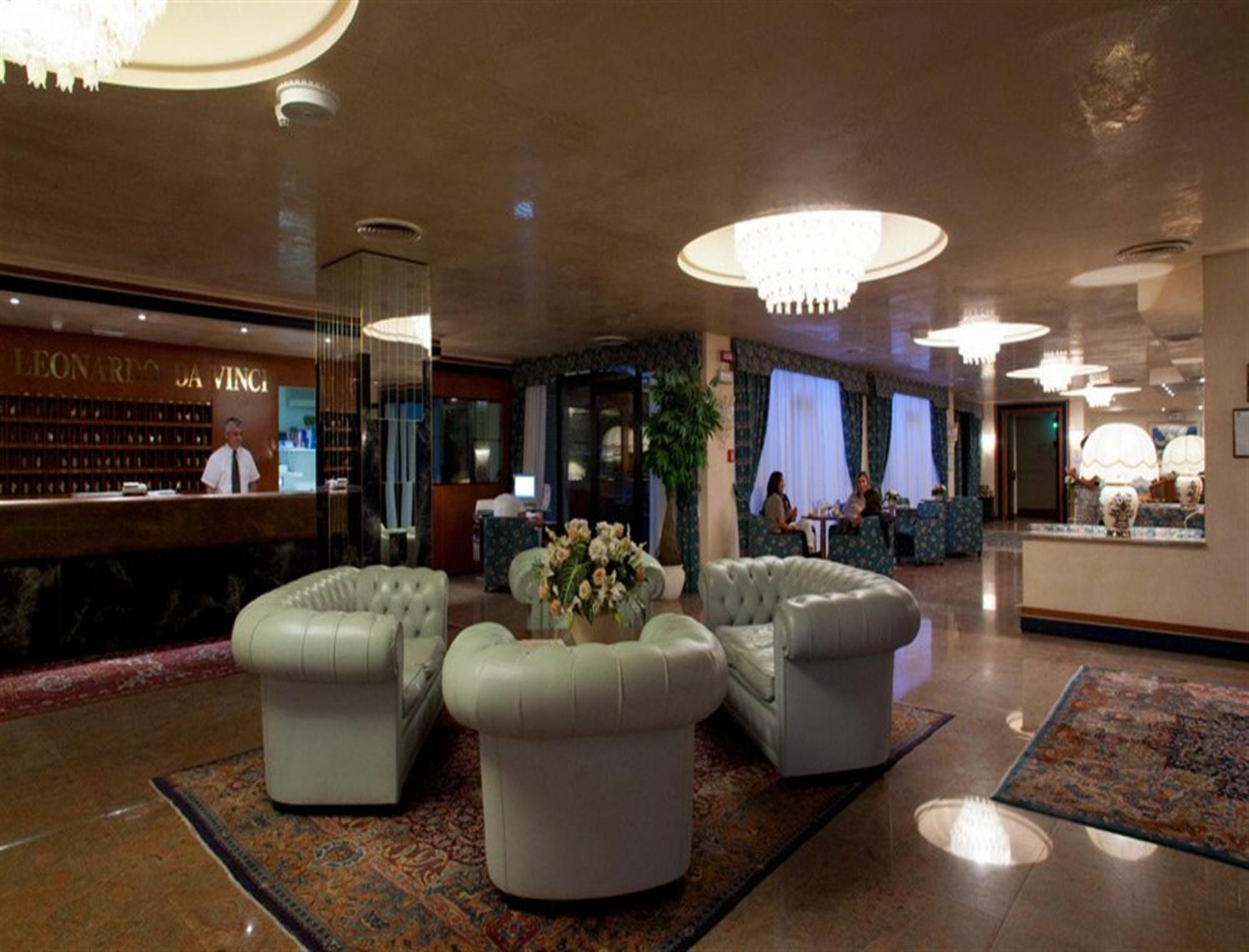 Hotel Leonardo Da Vinci Sassari Esterno foto