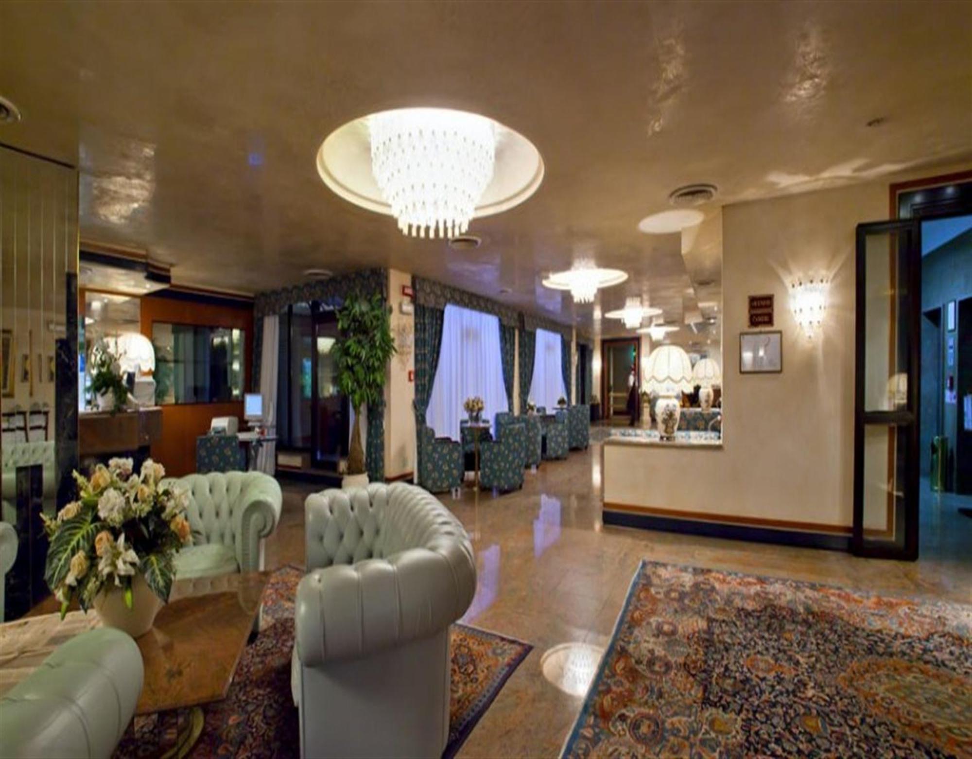 Hotel Leonardo Da Vinci Sassari Esterno foto