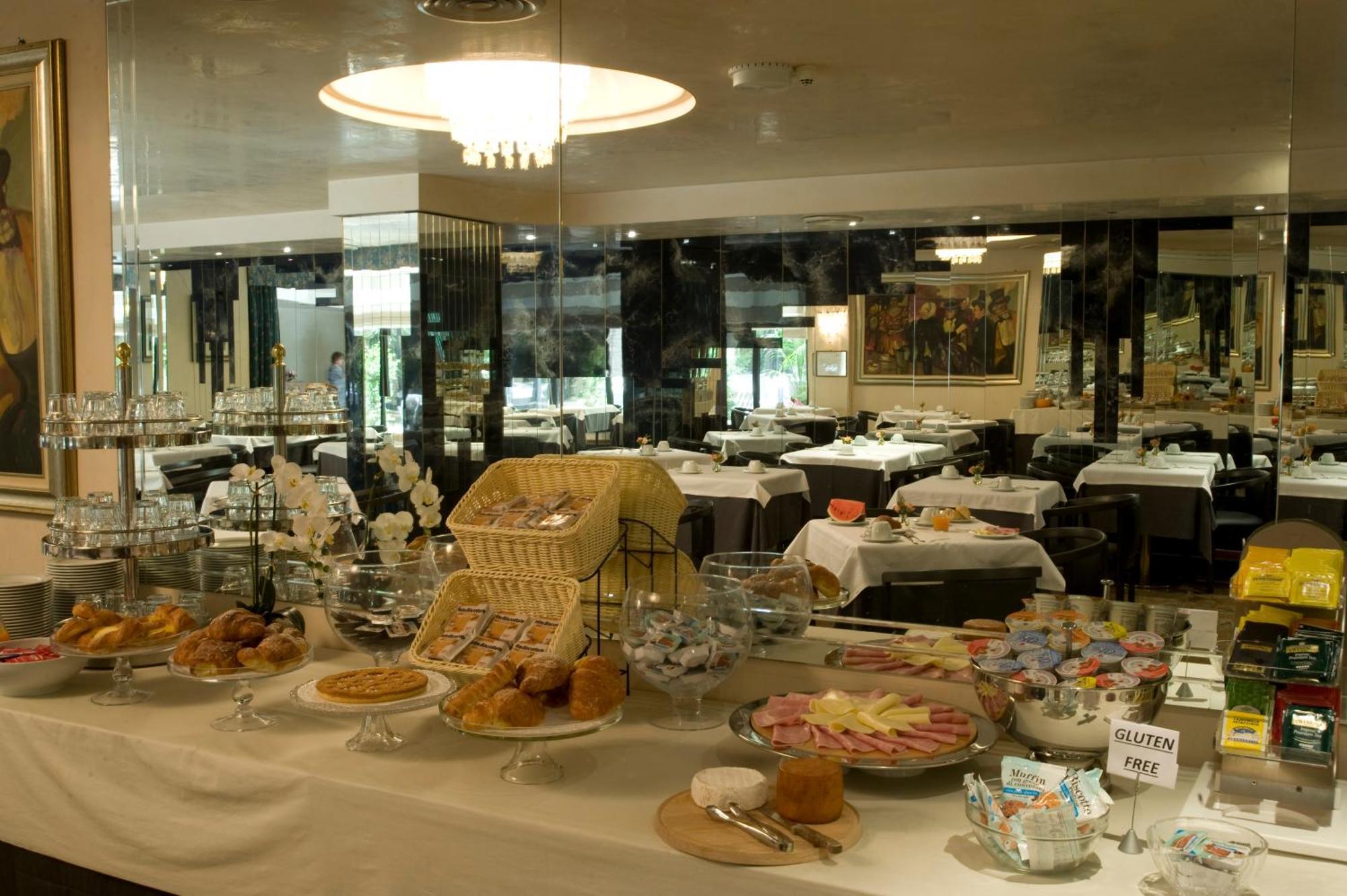 Hotel Leonardo Da Vinci Sassari Esterno foto