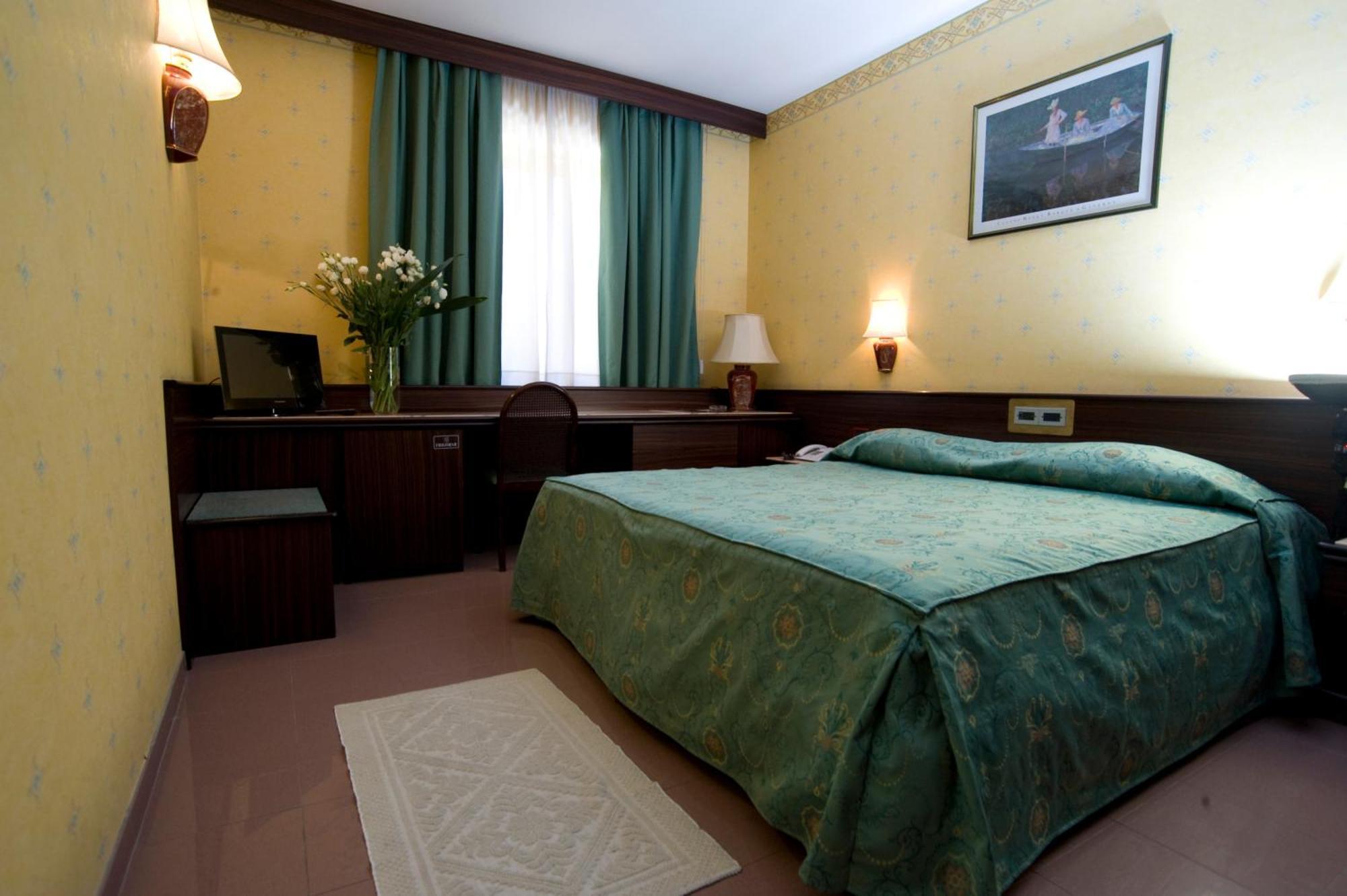 Hotel Leonardo Da Vinci Sassari Esterno foto