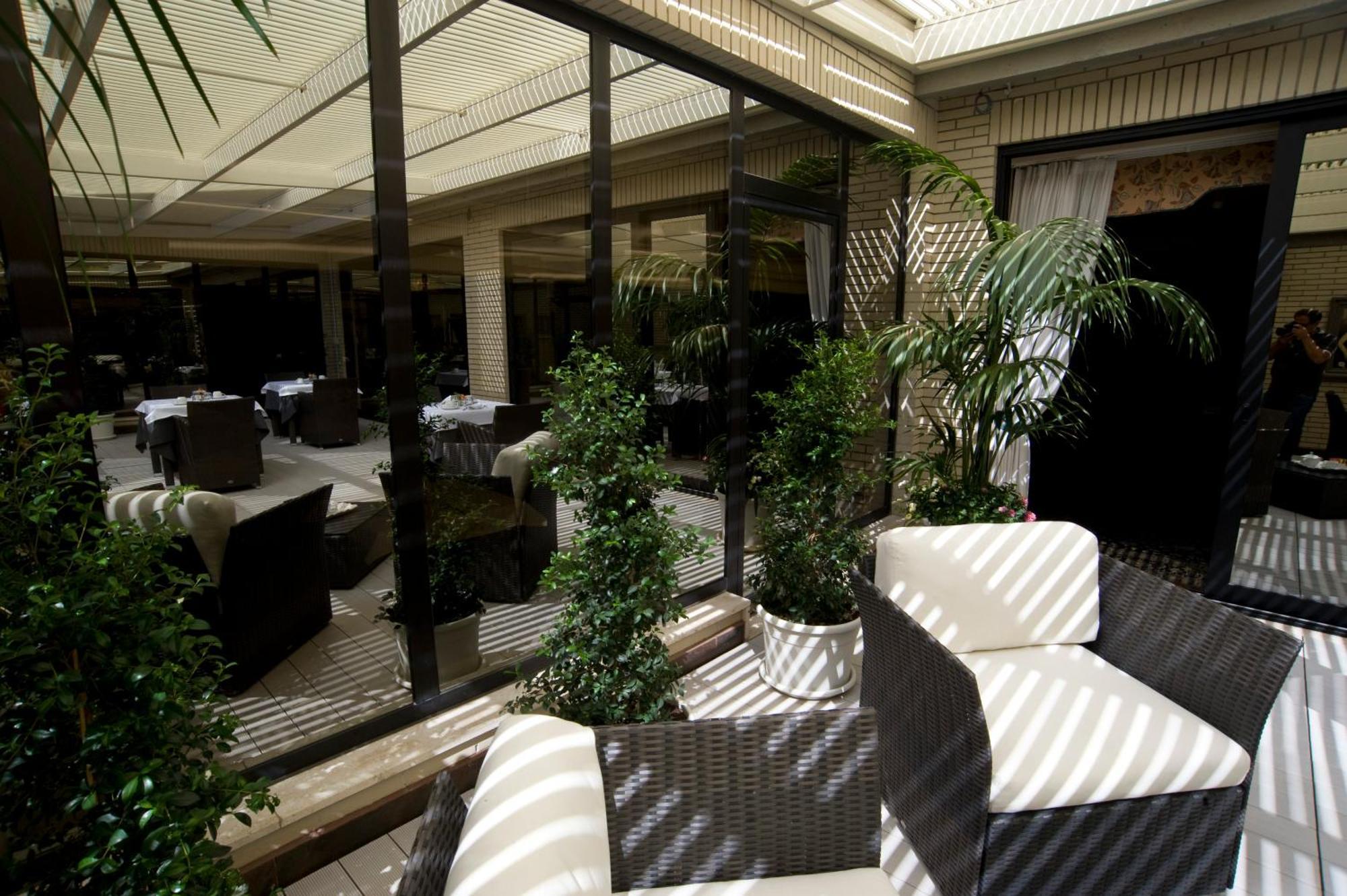 Hotel Leonardo Da Vinci Sassari Esterno foto