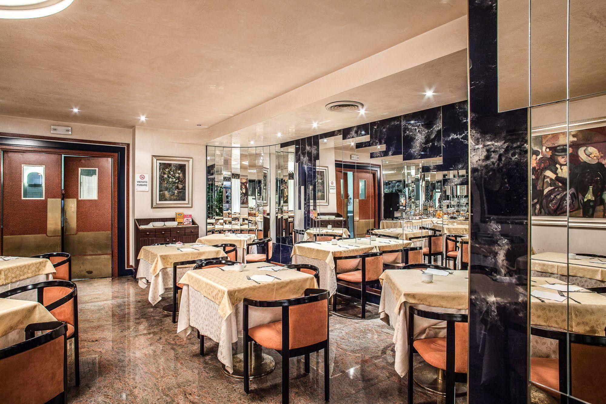 Hotel Leonardo Da Vinci Sassari Esterno foto