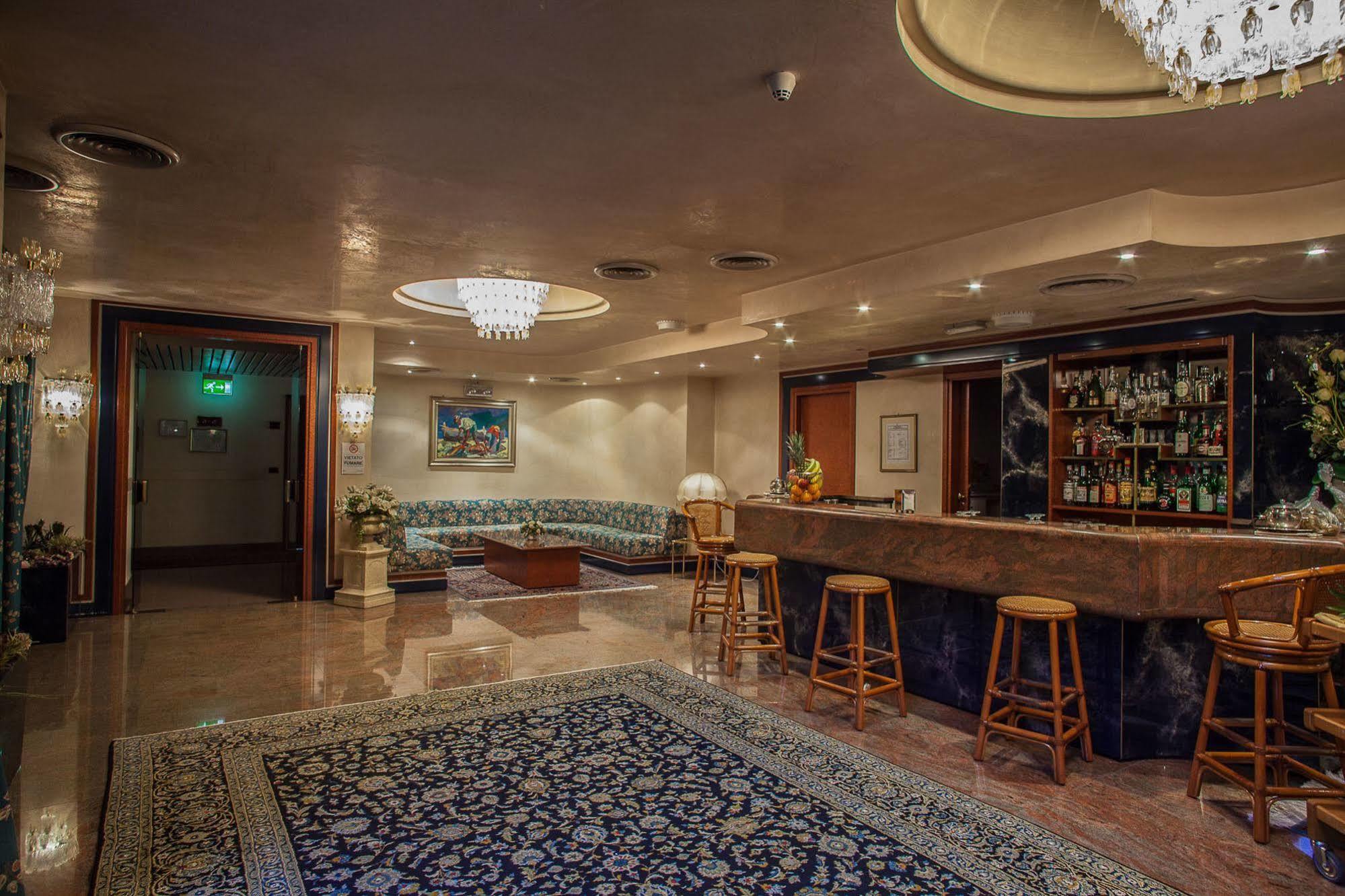 Hotel Leonardo Da Vinci Sassari Esterno foto