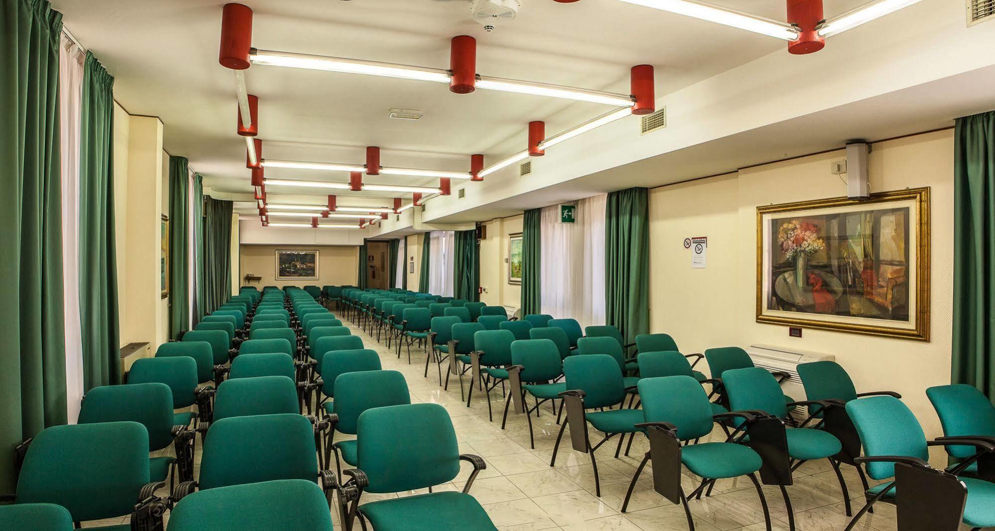 Hotel Leonardo Da Vinci Sassari Esterno foto